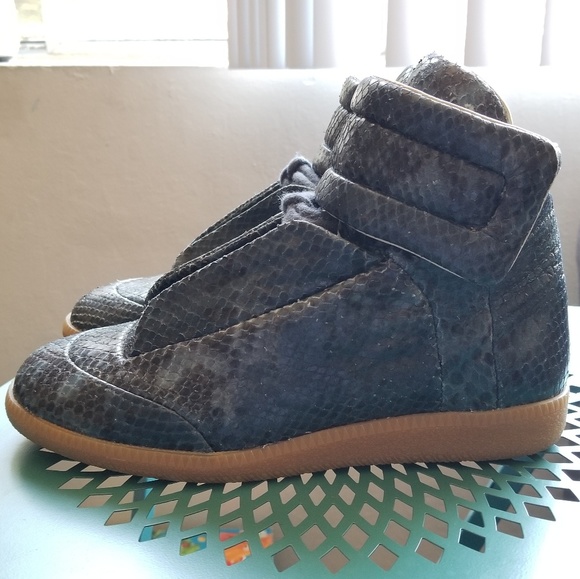 Maison Martin Margiela Other - Auth Maison Martin Margiela Future Hi Snake